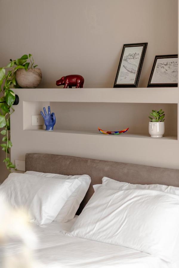 Il Cortile Suites Diano dʼAlba Eksteriør billede