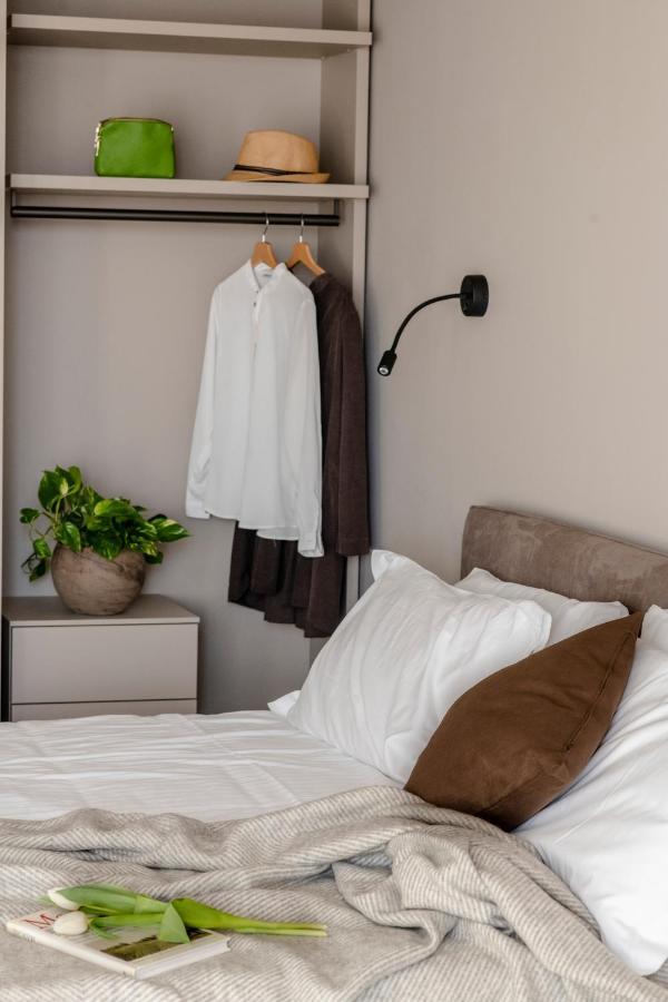 Il Cortile Suites Diano dʼAlba Eksteriør billede