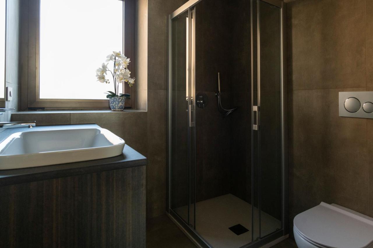 Il Cortile Suites Diano dʼAlba Eksteriør billede