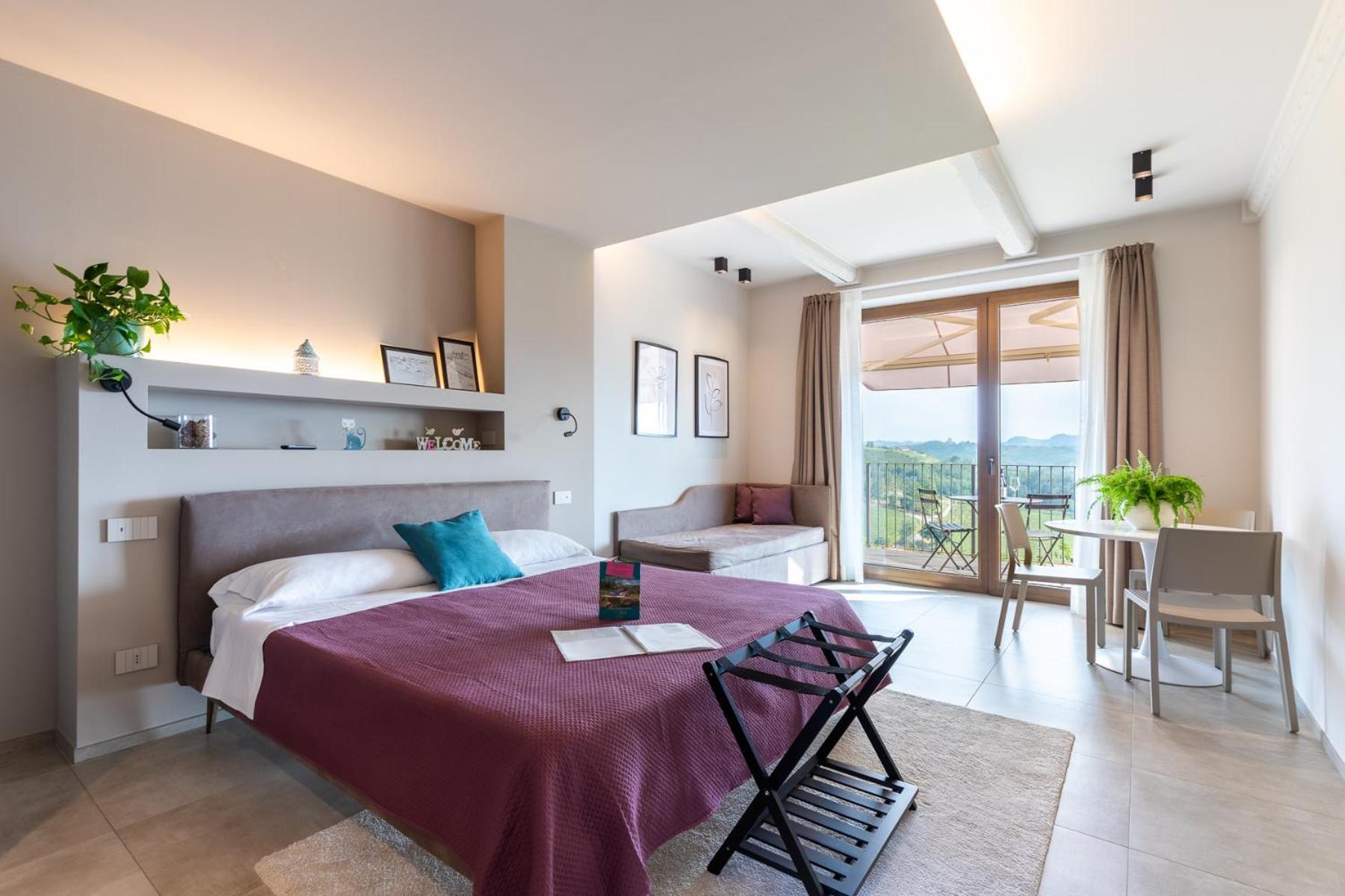 Il Cortile Suites Diano dʼAlba Eksteriør billede