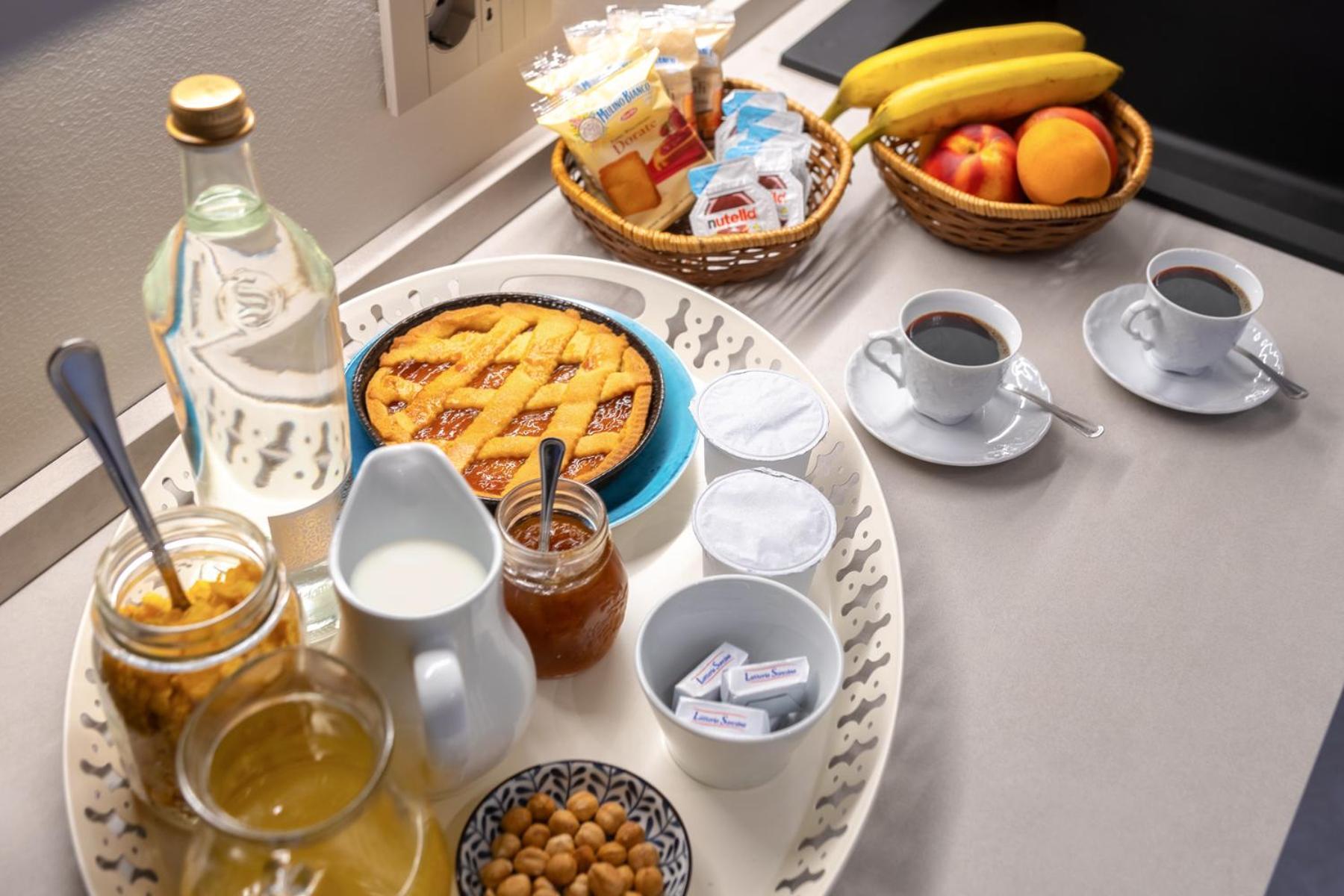 Il Cortile Suites Diano dʼAlba Eksteriør billede