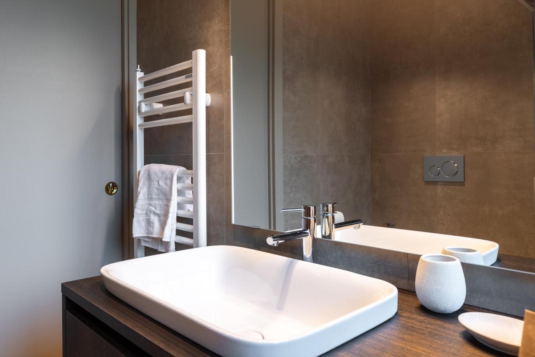 Il Cortile Suites Diano dʼAlba Eksteriør billede
